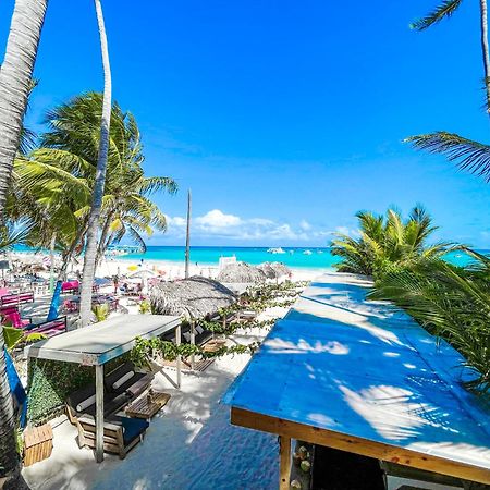 Ducassi Suites Studios Vacation Hotel Rooftop Pool Beach & Spa Punta Cana Exterior photo